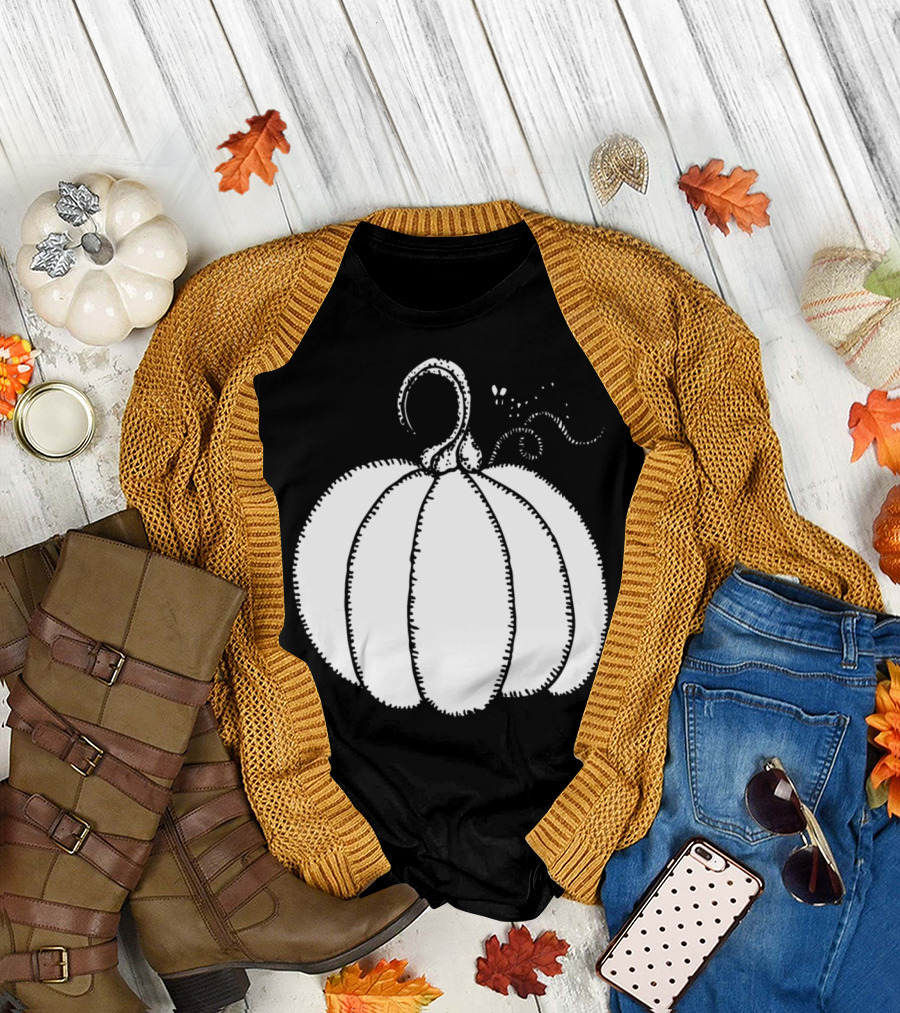 Totetude Black and White Pumpkin Sketch T-Shirt