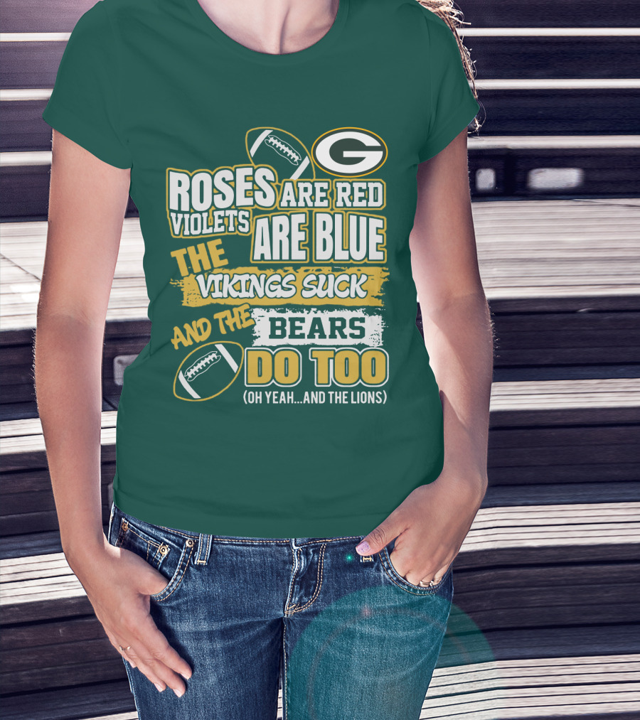 Green Bay Packers Roses Are Red Football Rivalry Poem T-Shirt