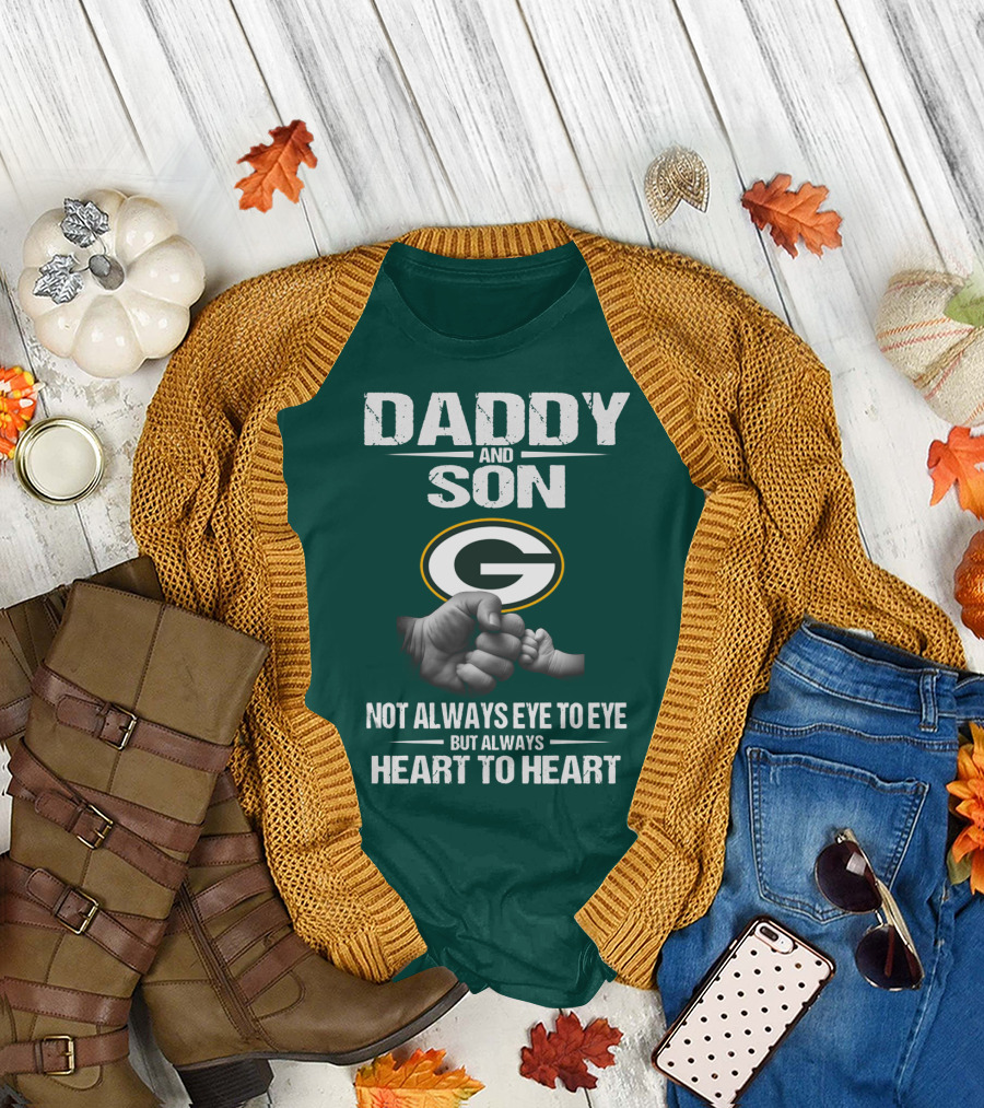 Daddy And Son Green Bay Packers Not Always Eye To Eye But Always Heart To Heart T-Shirt