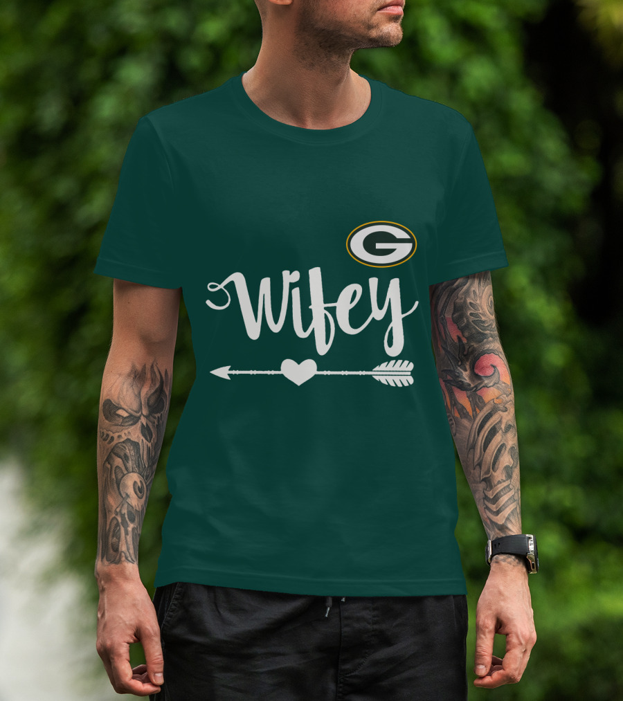 Wifey Green Bay Packers Arrow Heart T-Shirt