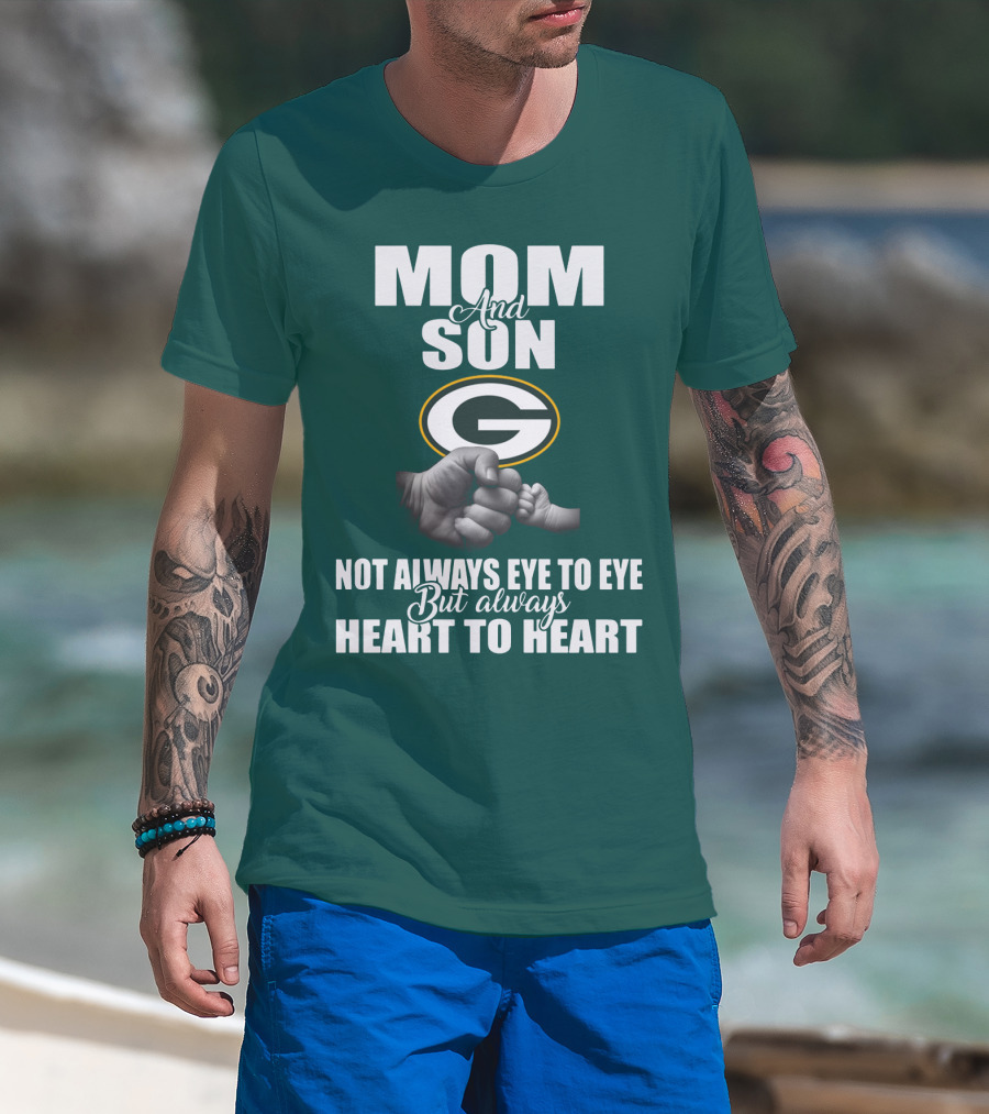 Green Bay Packers Mom And Son Not Always Eye To Eye But Always Heart To Heart T-Shirt