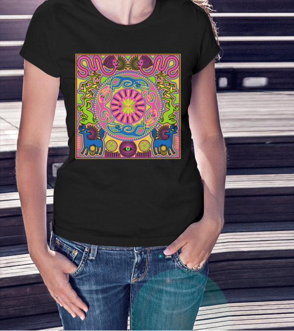 Creating Daylight Psychedelic Animals And Floral Patterns With Vibrant Colors T-Shirt