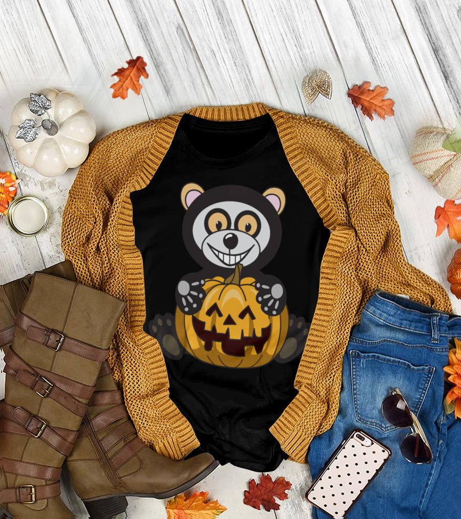 Smiling Panda Bear with Jack-o'-Lantern Halloween-Style T-Shirt