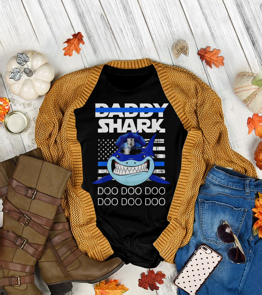 Daddy Shark Police Doo Doo Doo American Flag Cop Badge T-Shirt