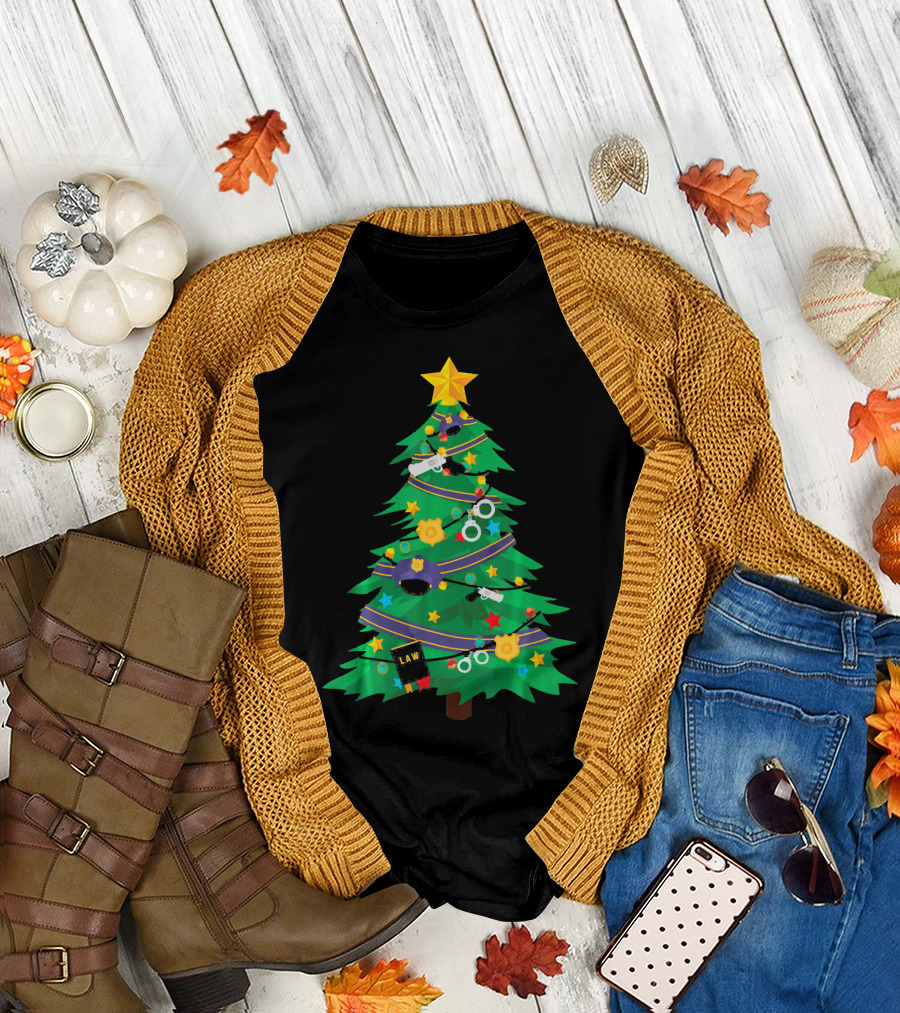 Police Officer Christmas Tree Law Enforcement Festive Decor T-Shirt
