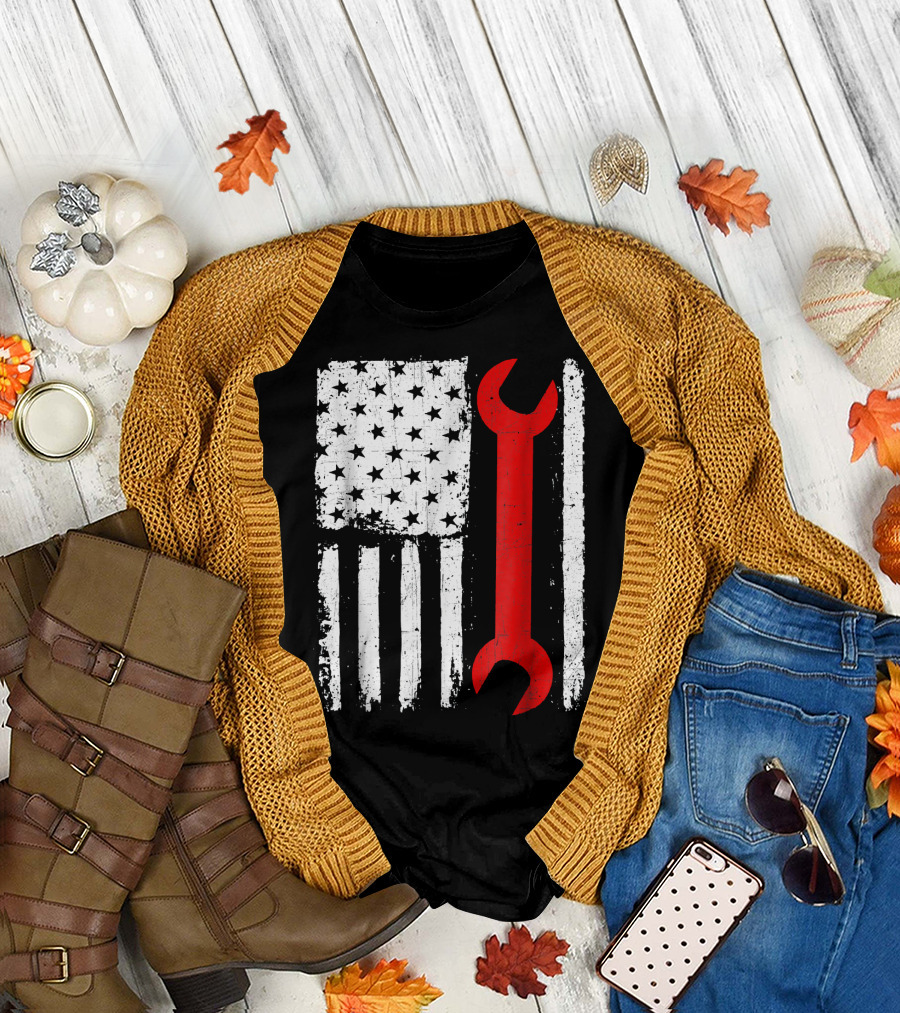 Vintage Distressed American Mechanic Wrench Flag T-Shirt