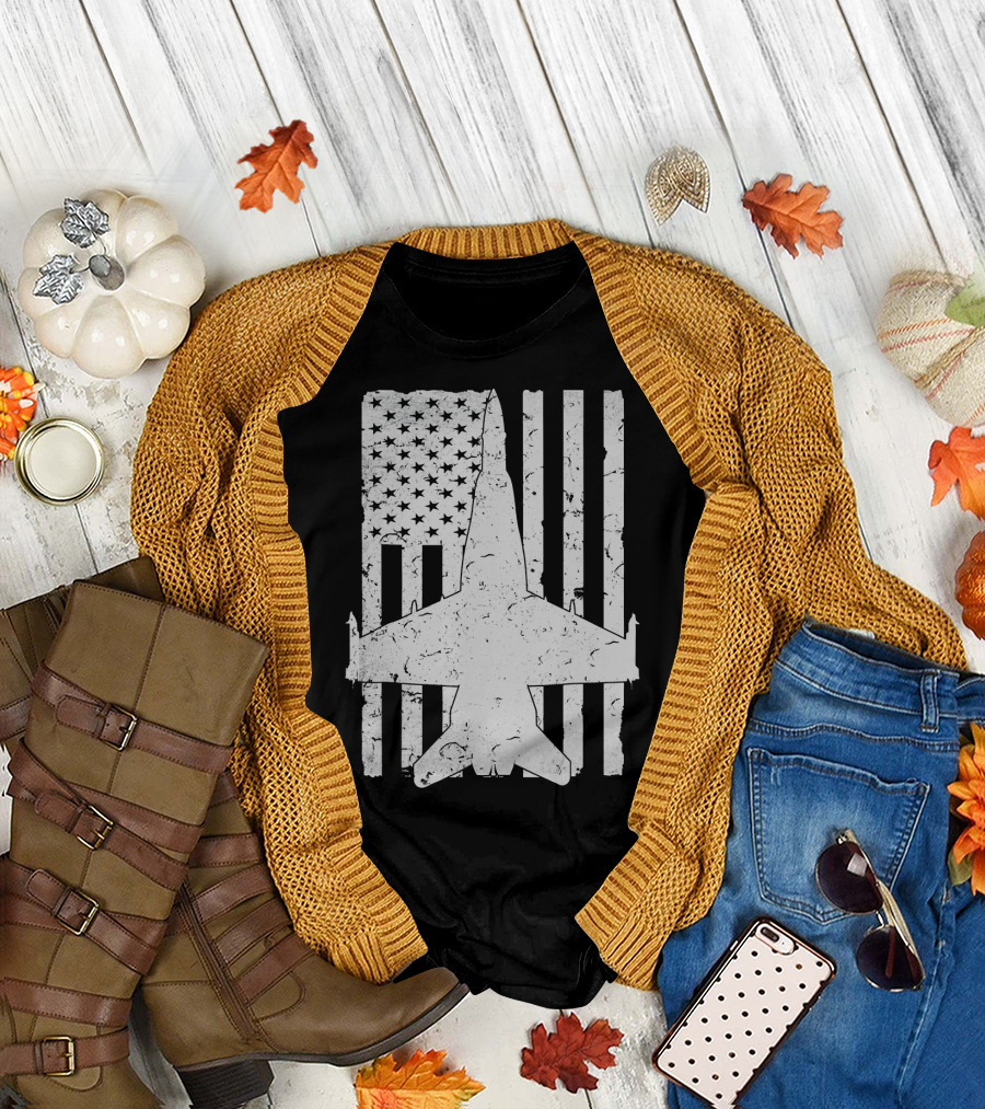 F 18 Fighter Jet American Flag Patriotic Military Vintage T-Shirt