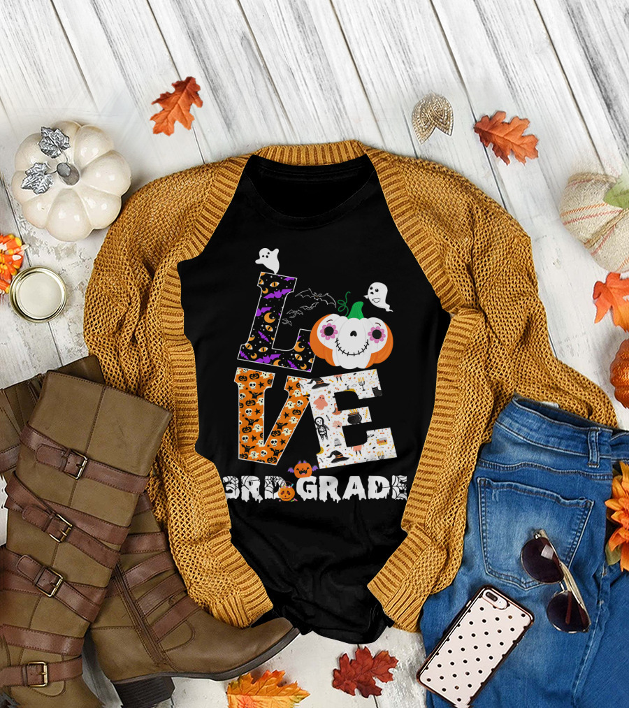 Love Halloween 3rd Grade Teacher Ghosts Pumpkin T-Shirt