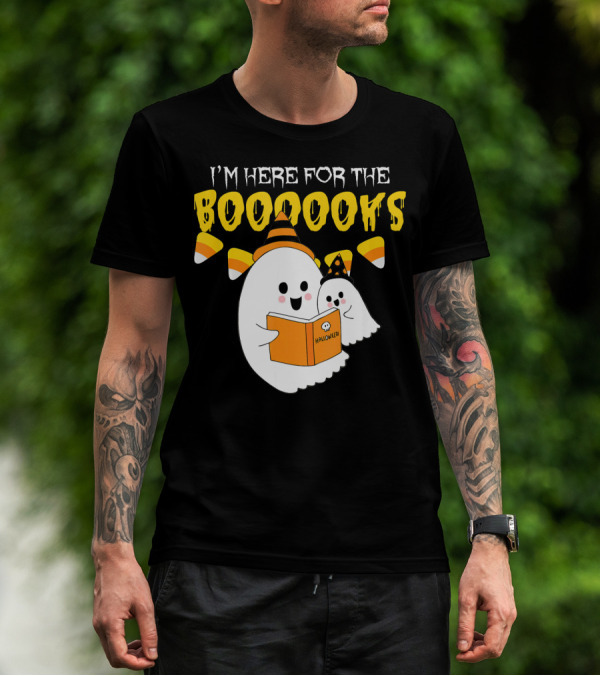 I'm Here For The Booooks Halloween Teacher Ghost Reading Bo T-Shirt