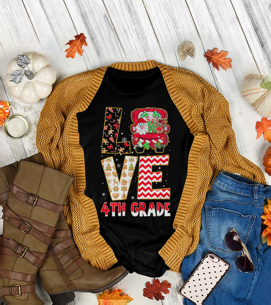 Love 4th Grade Christmas Cute Xmas Reindeer Holiday T-Shirt