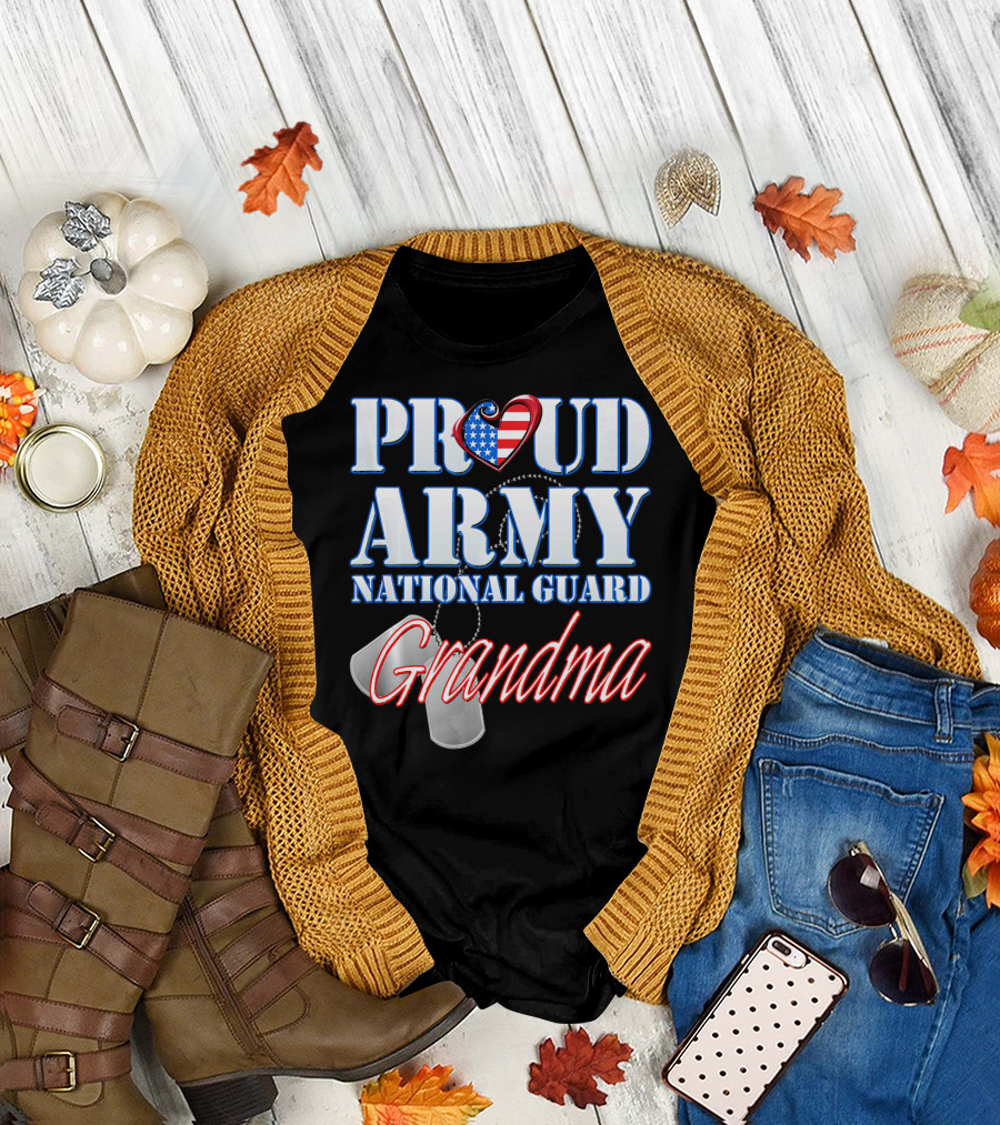 Proud Army National Guard Grandma USA Heart and Dog Tags T-Shirt