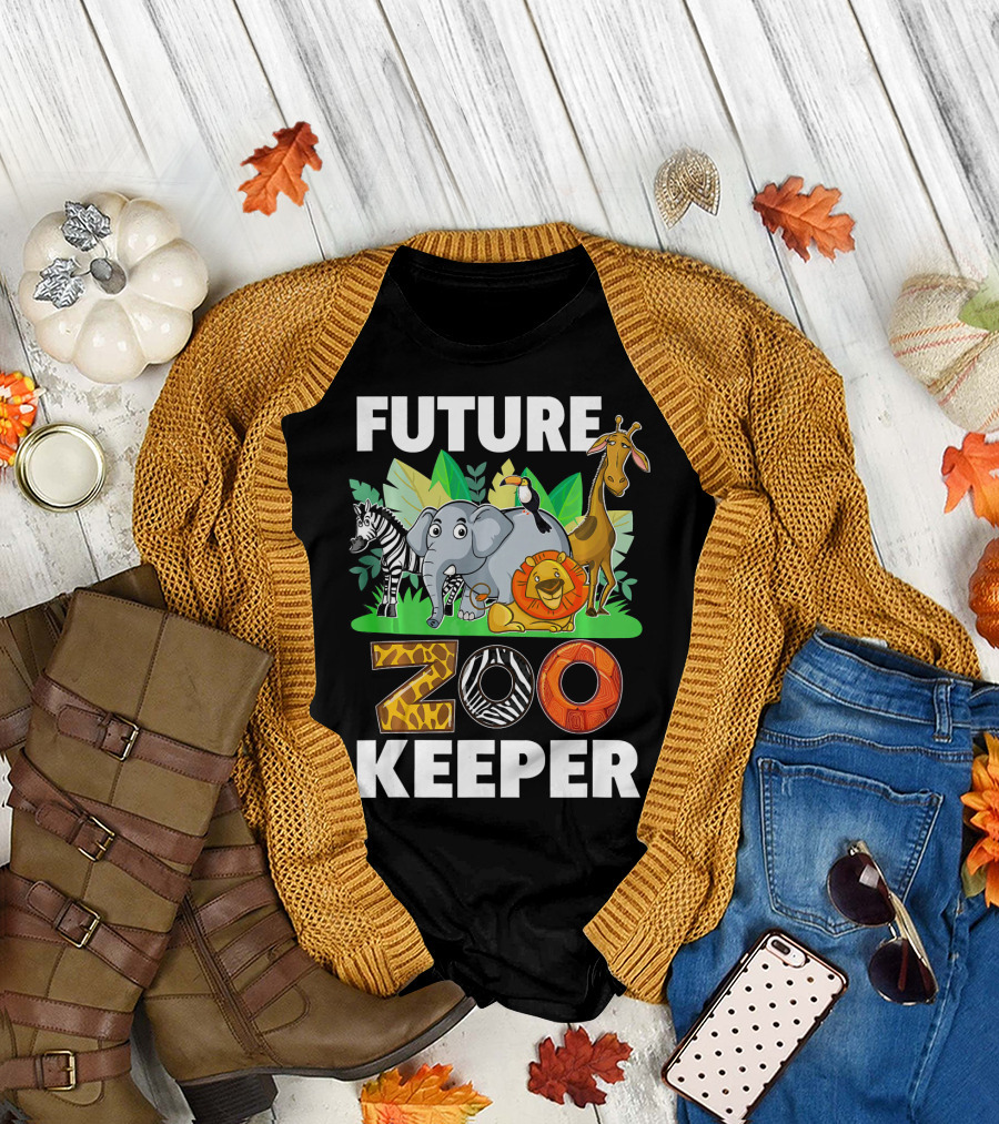 FUTURE ZOO KEEPER SAFARI ANIMALS ELEPHANT LION GIRAFFE ZEBRA TROPICAL LEAVES T-Shirt