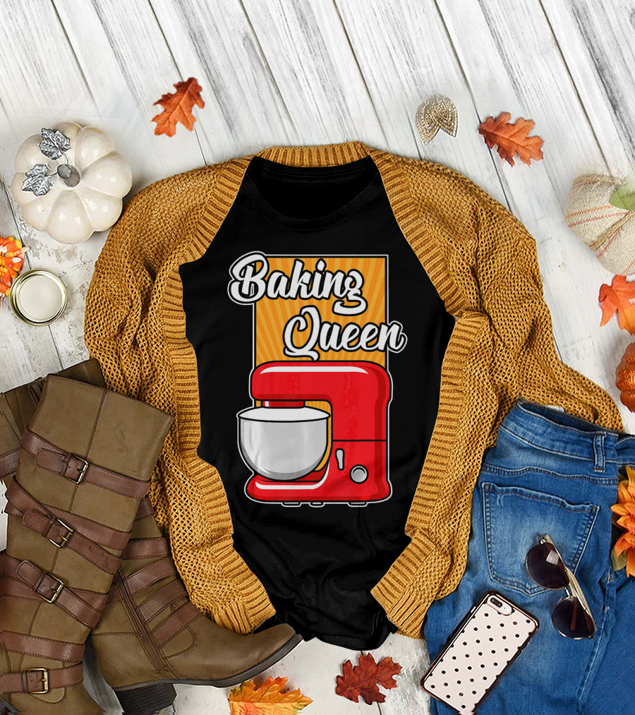 Baking Queen Mixer Retro Kitchen T-Shirt