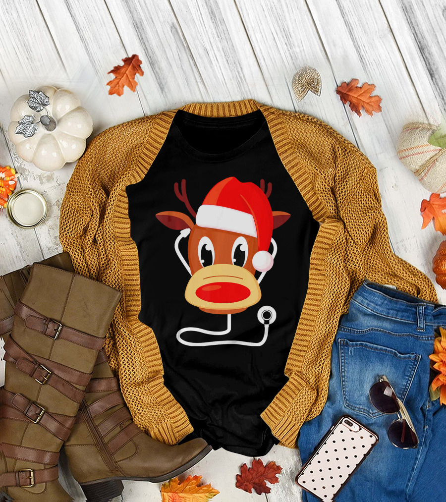 Reindeer Santa Hat with Stethoscope Doctor Nurse T-Shirt