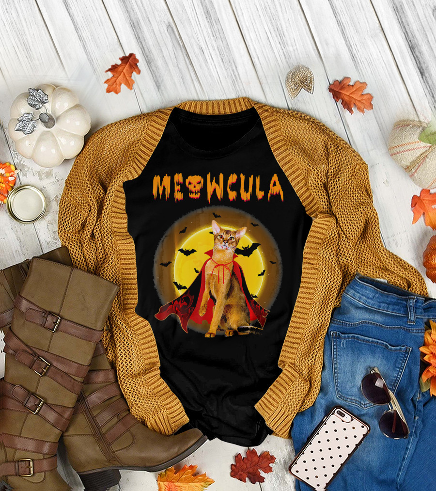 Meowcula Abyssinian Cat Vampire with Bats and Moon T-Shirt