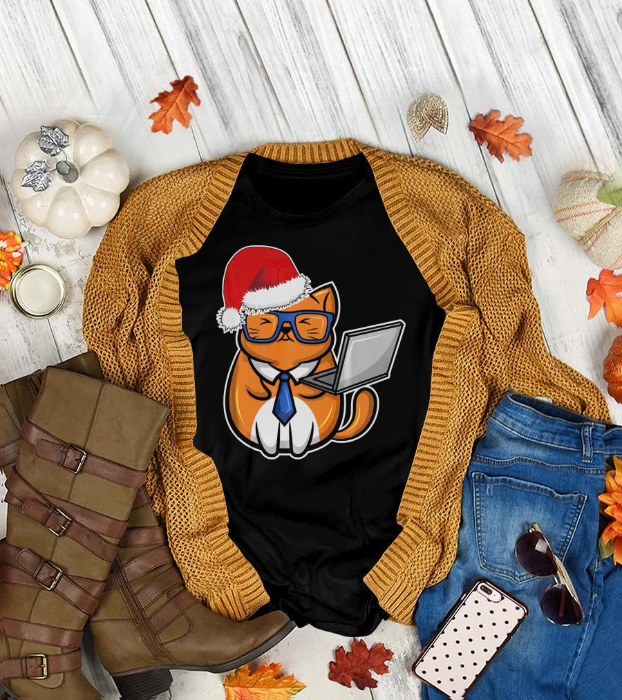 CHRISTMAS Cat Laptop Kitty with Santa Hat and Glasses T-Shirt