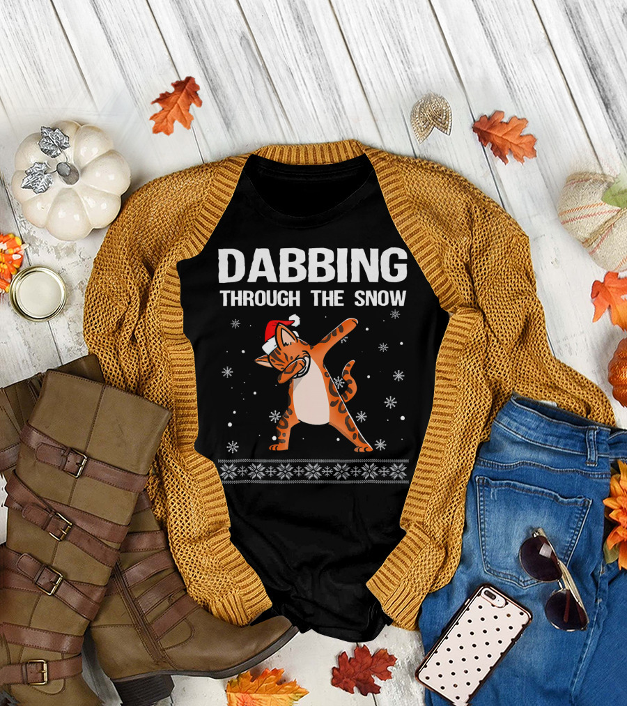 Dabbing Through The Snow Bengal Cat Santa Hat Snowflakes T-Shirt