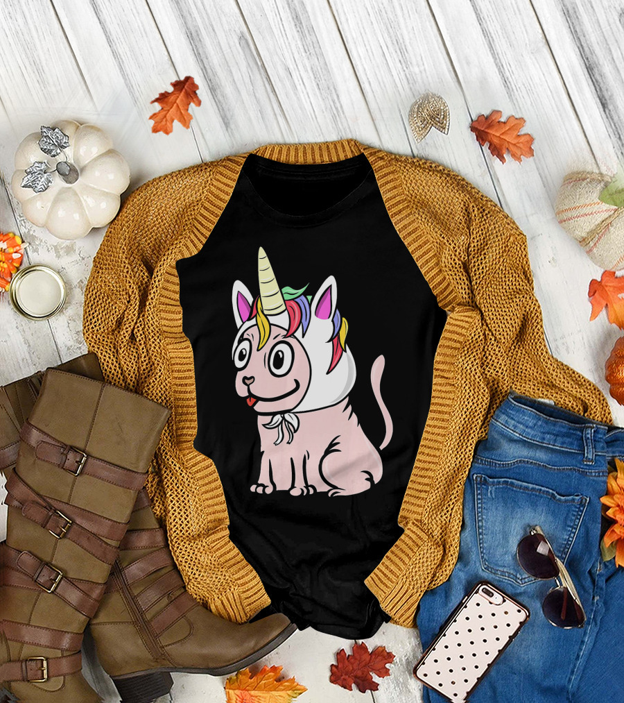 Sphynx Cat Wearing Unicorn Hat with Rainbow Mane Funny Pet T-Shirt
