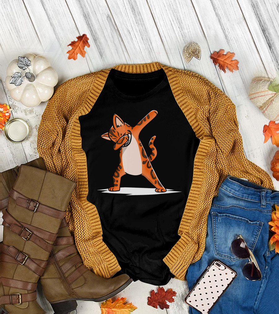 Dabbing Bengal Cat Dab Dance Funny Pet Humorous Kitty Pose T-Shirt
