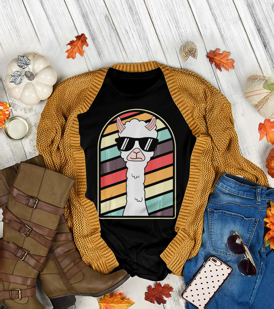 Cool Llama Retro Style Alpaca with Sunglasses Vintage Stripes T-Shirt
