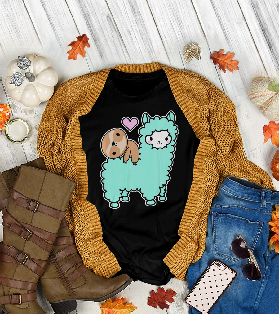 Cute Sloth and Llama Kawaii Best Friends with Heart T-Shirt
