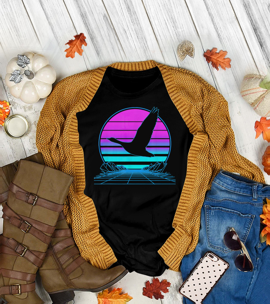 Goose Silhouette Flying Neon Pastel Goth Vaporwave Aesthetic T-Shirt