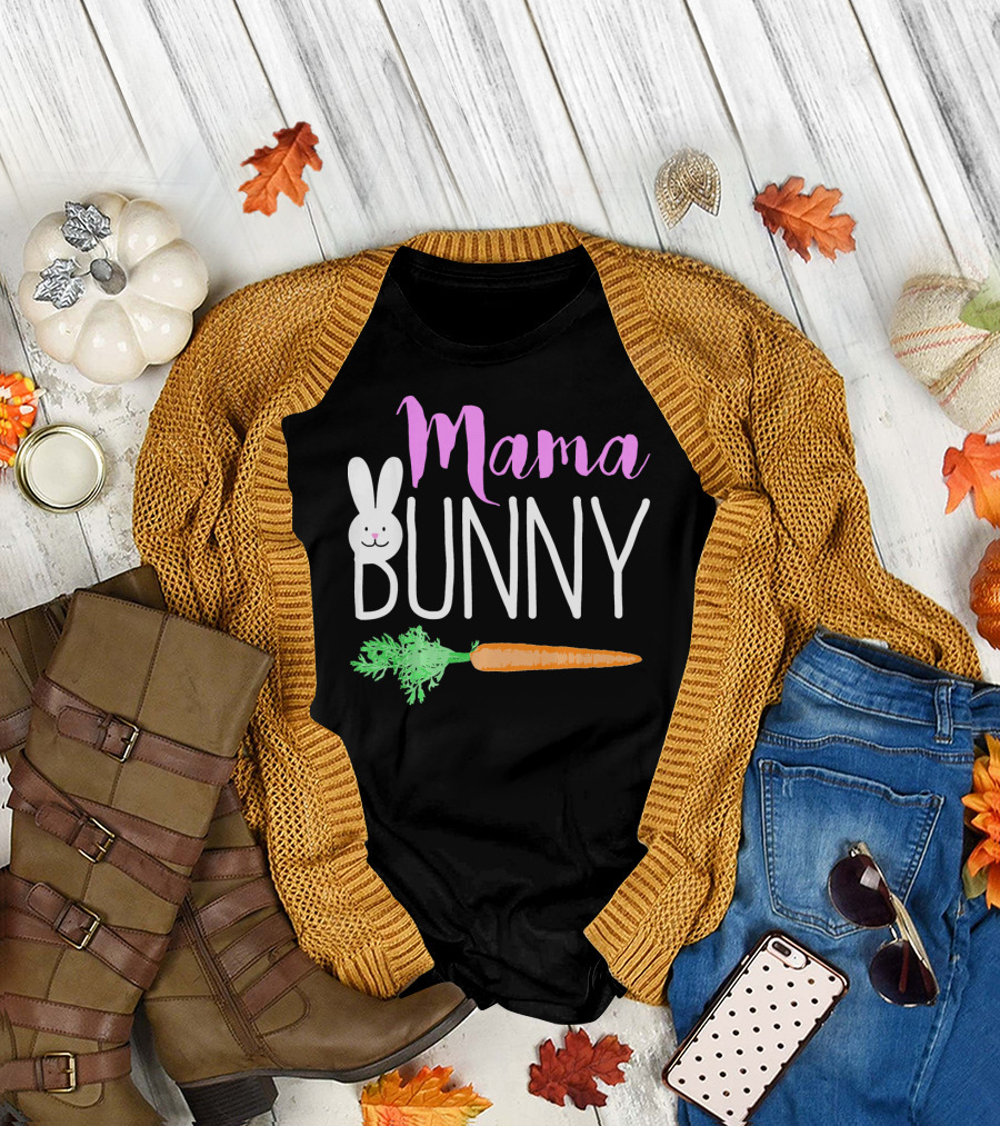 Mama Bunny Family Easter Carrot Bunny T-Shirt