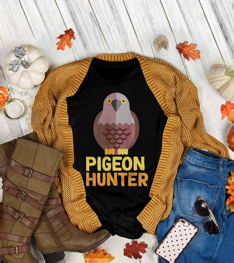Pigeon Hunter Bird Decoy Hunting Falcon T-Shirt