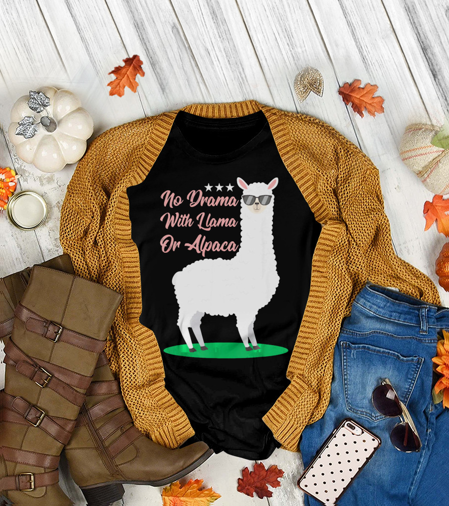 No Drama With Llama or Alpaca Sunglasses Stars Charming T-Shirt