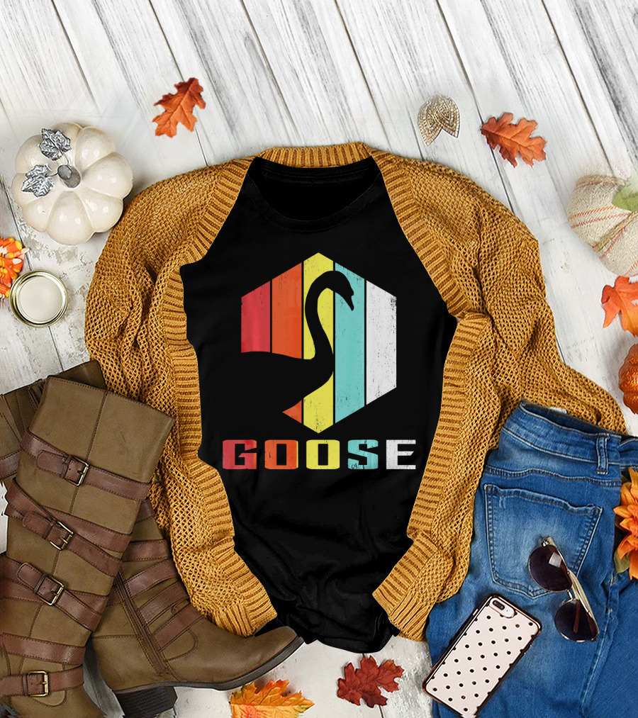 Vintage Goose Retro Animal Lover Zookeeper T-Shirt