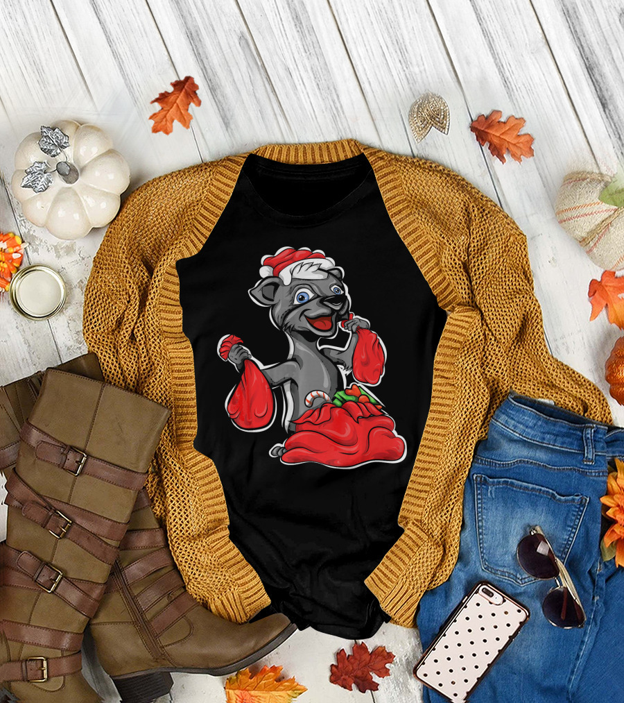 Cute Christmas Honey Badger with Santa Hat and Present Bags T-Shirt