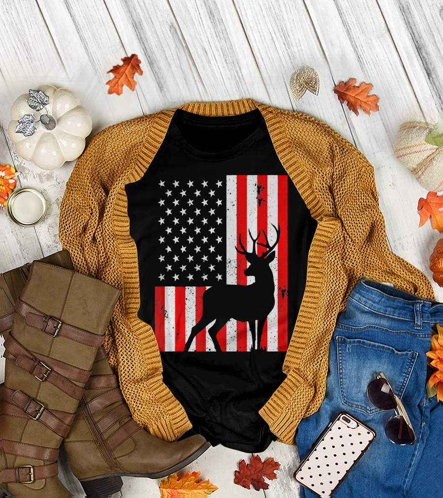 Deer Hunter Patriotic American Flag T-Shirt
