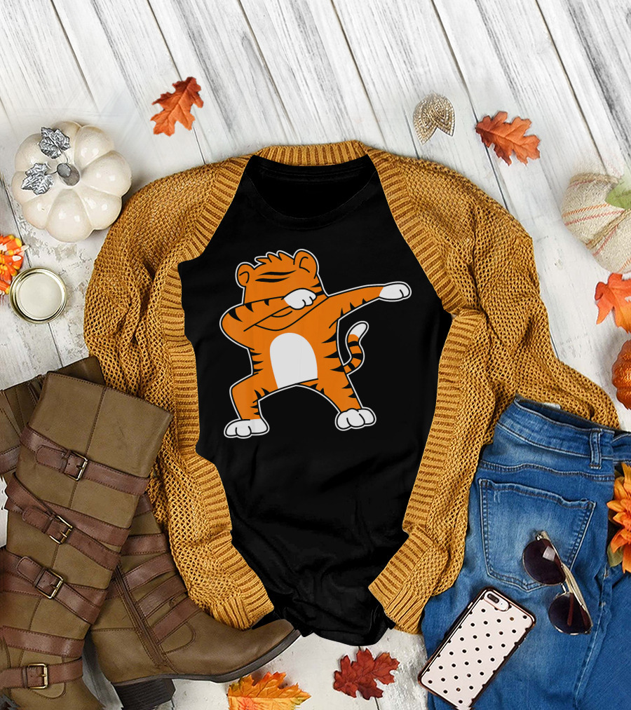 Dabbing Tiger Cat Dab Animal T-Shirt