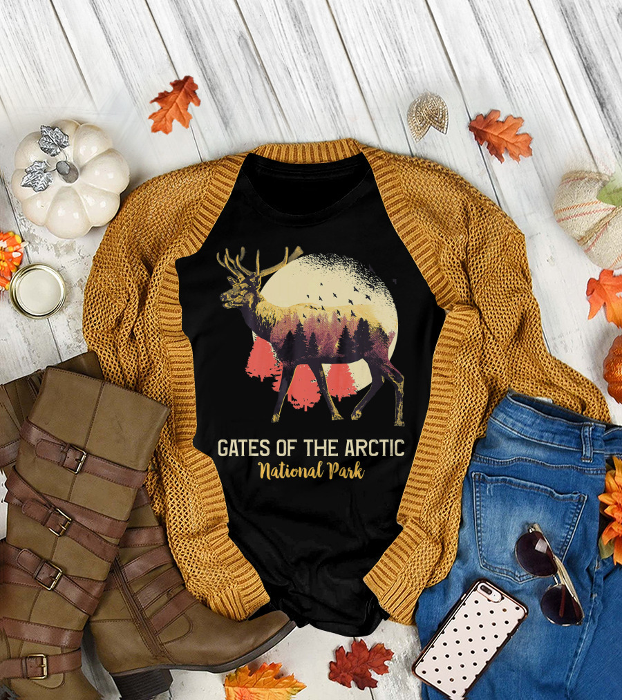 Gates of the Arctic National Park Elk Silhouette with Forest and Moon Scene T-Shirt