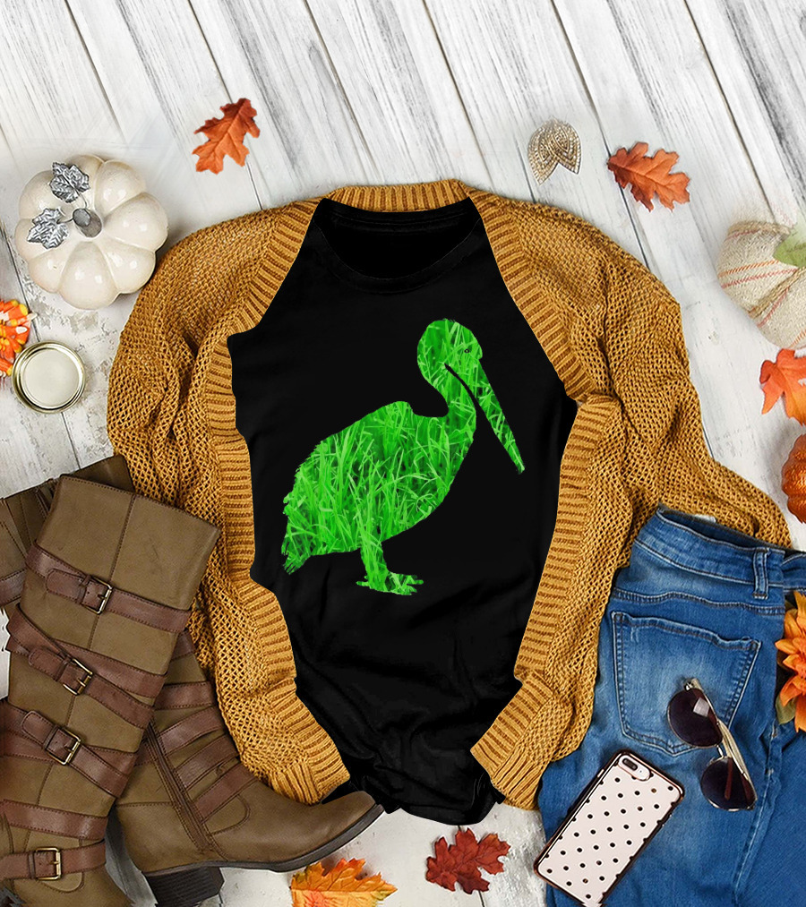 Pelican Silhouette Gra with Green Grass T-Shirt