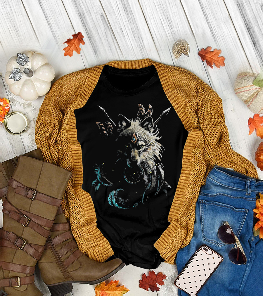 Wolf Warrior Tribal Spirit Feathers and Arrows T-Shirt
