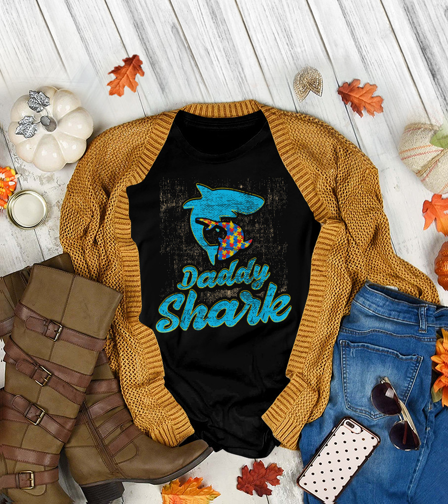 Daddy Shark Puzzle Piece Autism Awareness T-Shirt