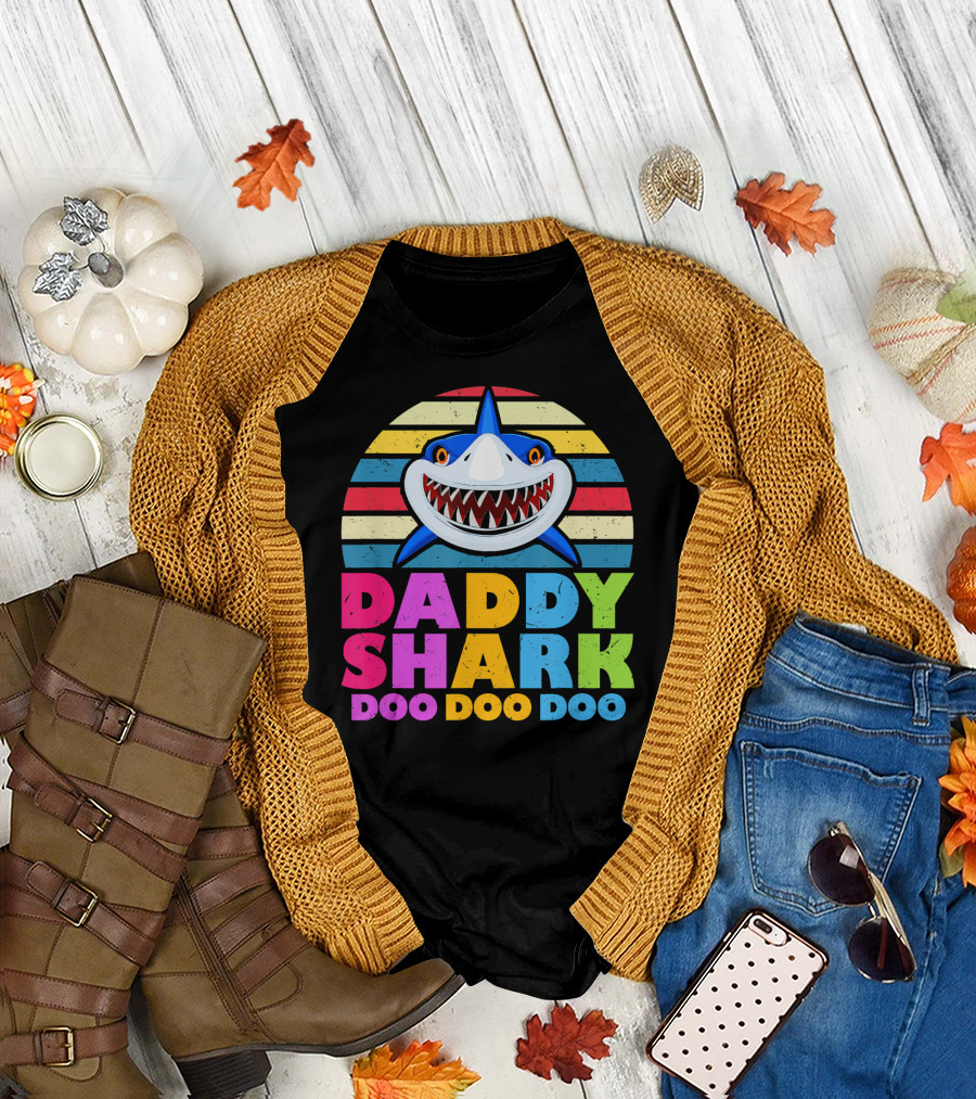 Daddy Shark Doo Doo Doo Rainbow Stripe Shark Face T-Shirt