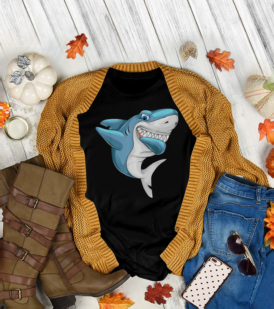 Dabbing Shark Sea Animal Life Ocean T-Shirt