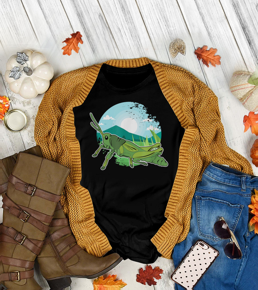 Cute Grasshopper Insect Love Mountain Nature Scene T-Shirt