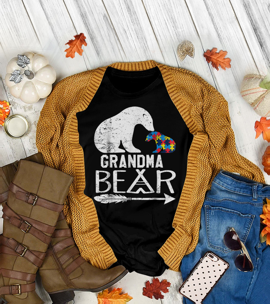 Grandma Bear Autism Awareness Puzzle Arrow T-Shirt