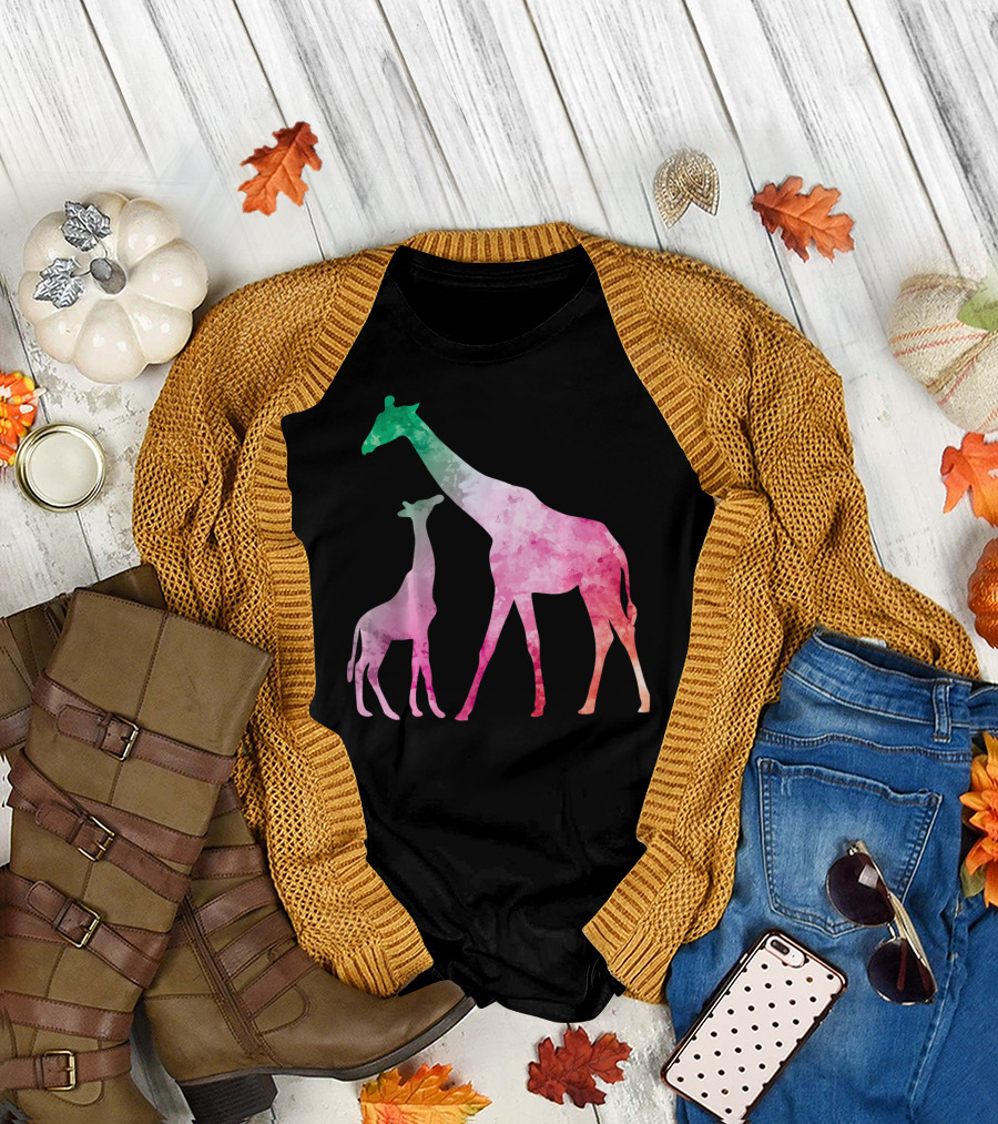 Giraffe Mom and Baby Watercolor Animal T-Shirt