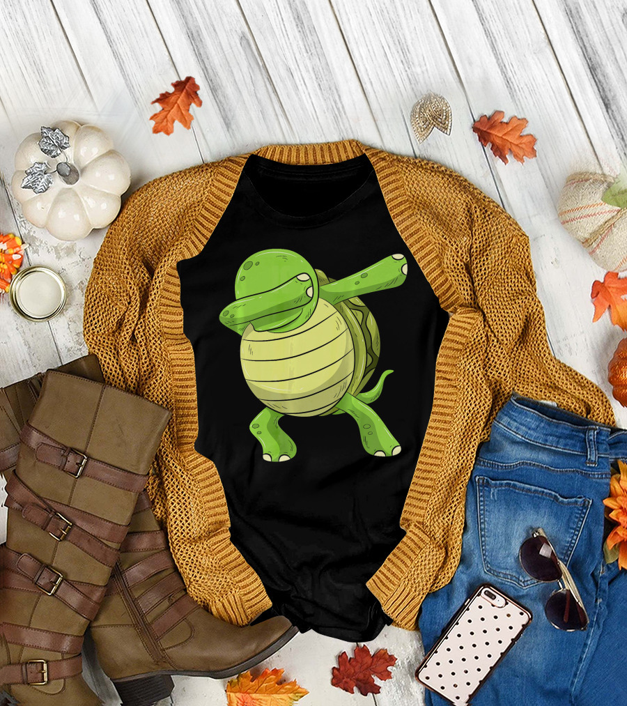 Dabbing Turtle Tortoise Dance Pose T-Shirt