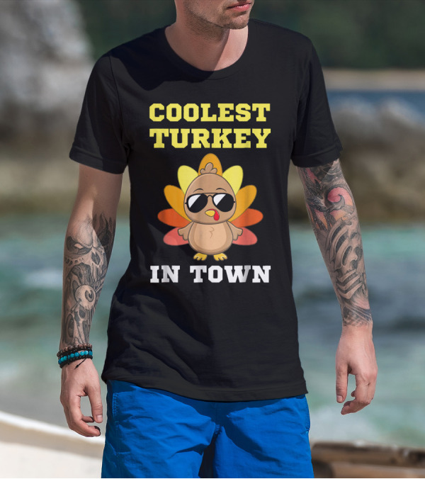 Coolest Turkey In Town Sunglasses Cartoon Thanksgiving Turkey T-Shirt