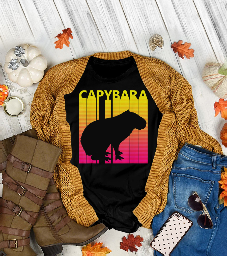 Capybara 1980s Retro Animal Lover T-Shirt