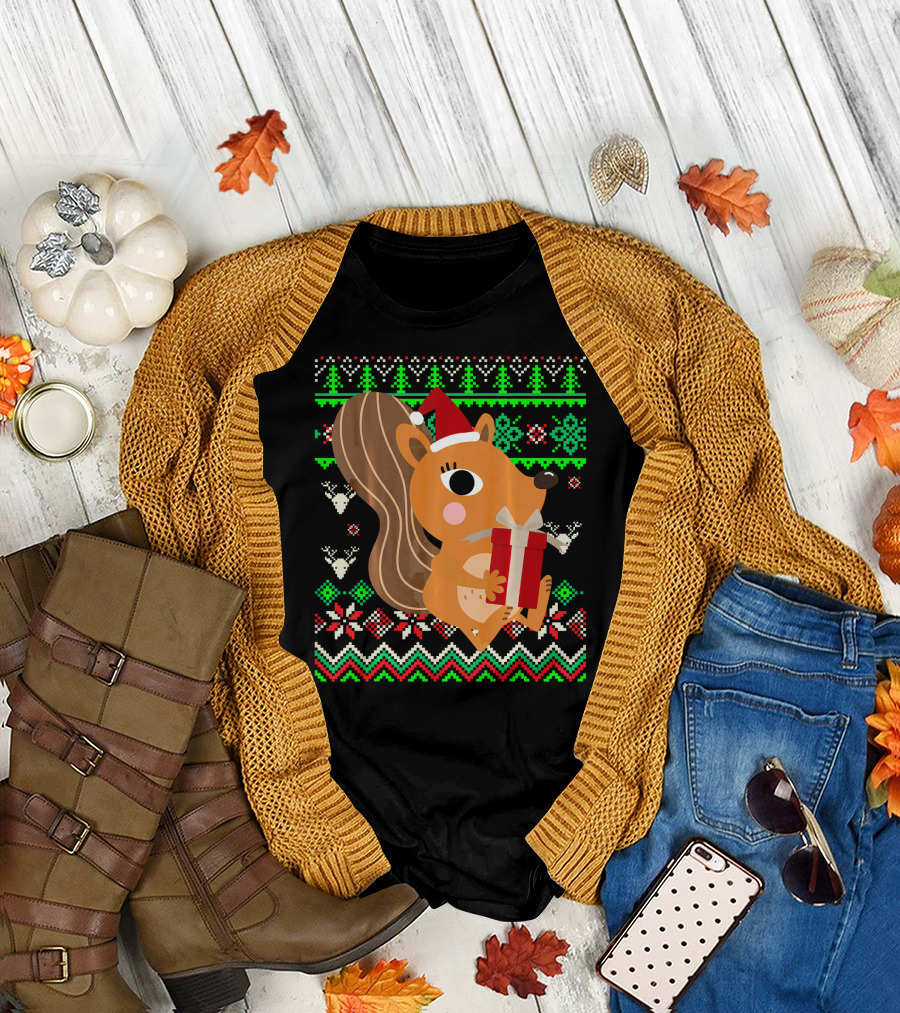 Forest Animal Christmas Squirrel Santa Hat Present Nordic T-Shirt