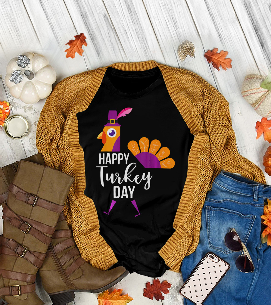 Happy Turkey Day Funny Thanksgiving Holi T-Shirt