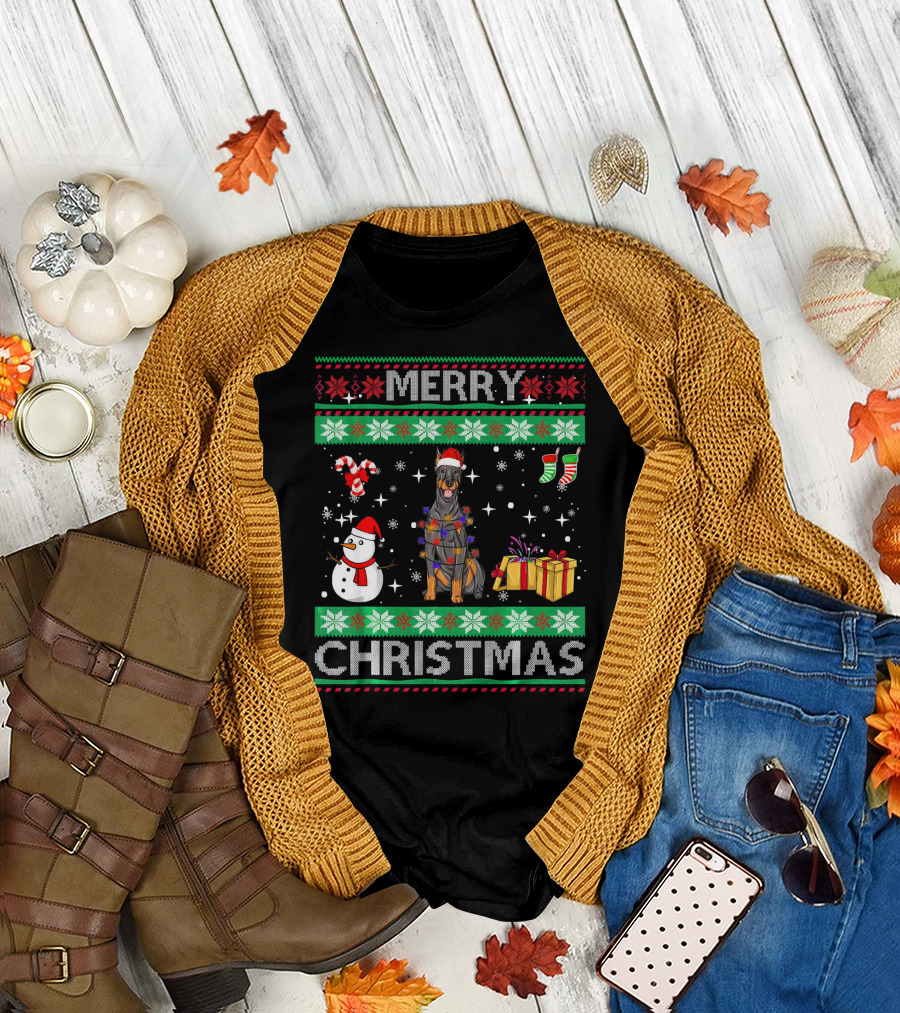 Merry Christmas Doberman Pinscher Dog Owner Holiday T-Shirt