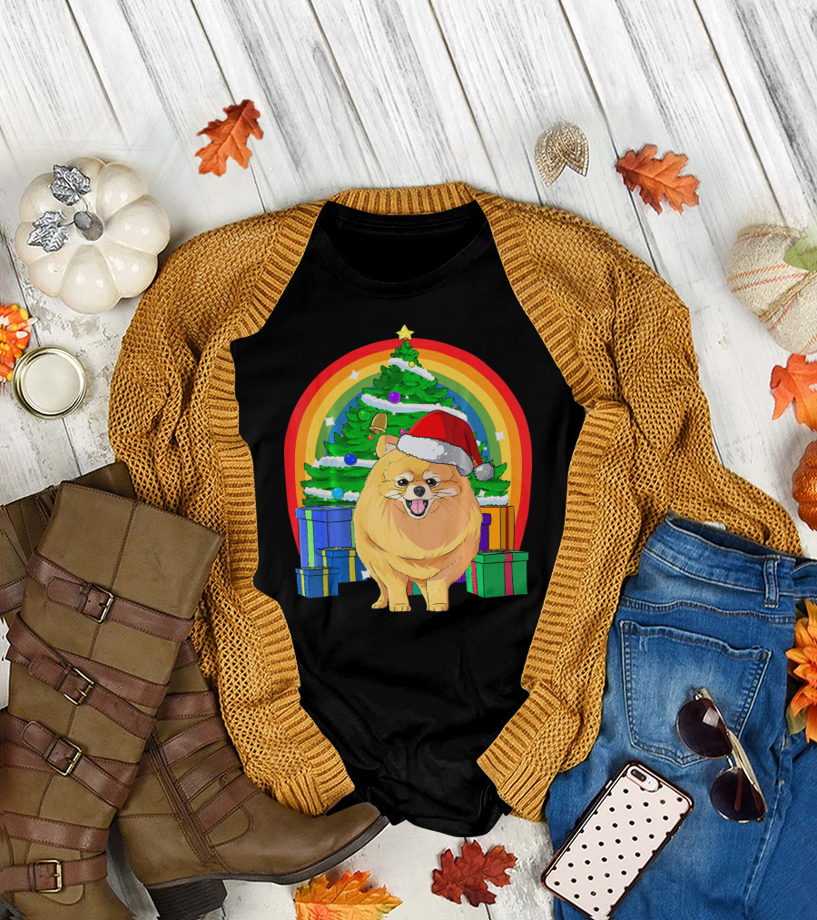 Pomeranian with Santa Hat in Front of Christmas Tree and Gifts T-Shirt