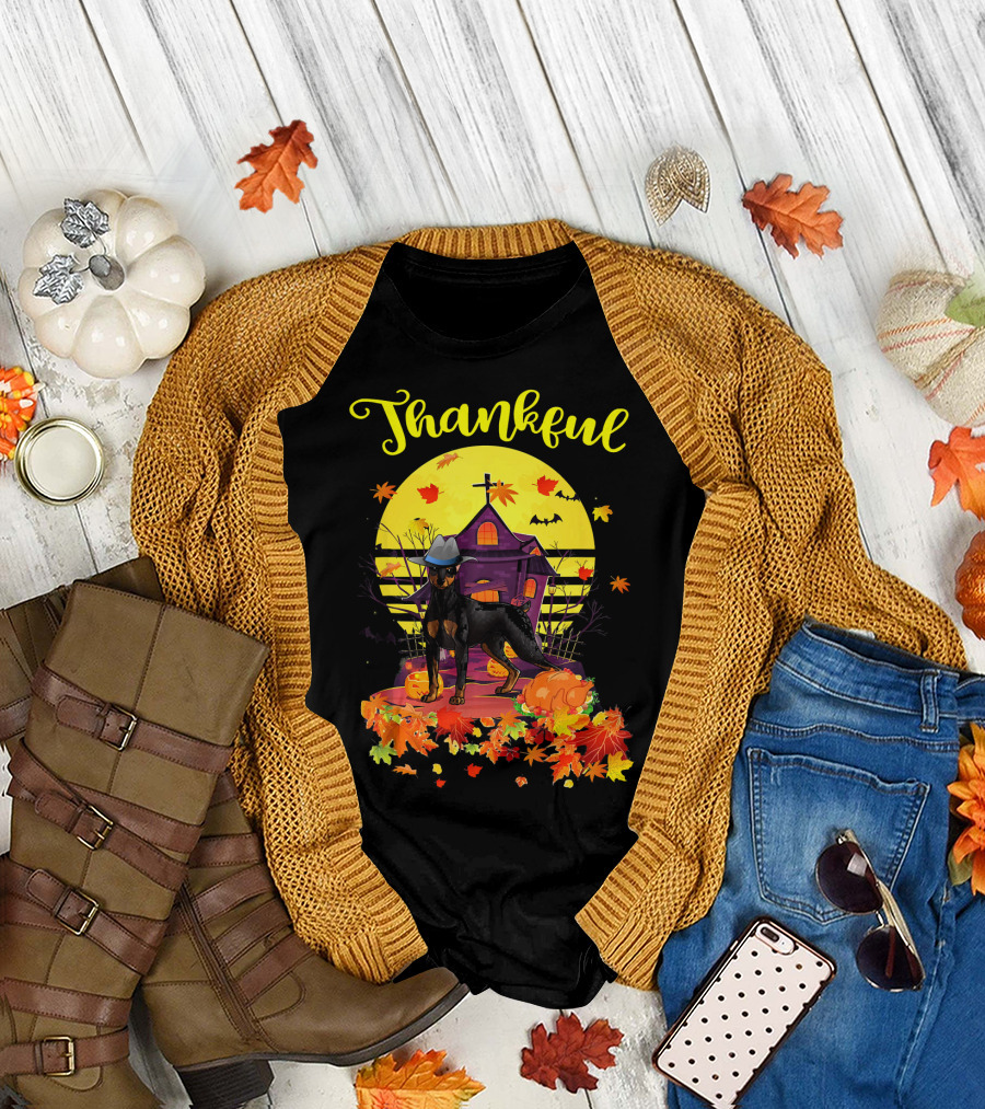 Thankful Doberman Pinscher in Pilgrim Hat with Autumn Leaves and Pumpkin T-Shirt